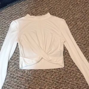 White long sleeve crop top